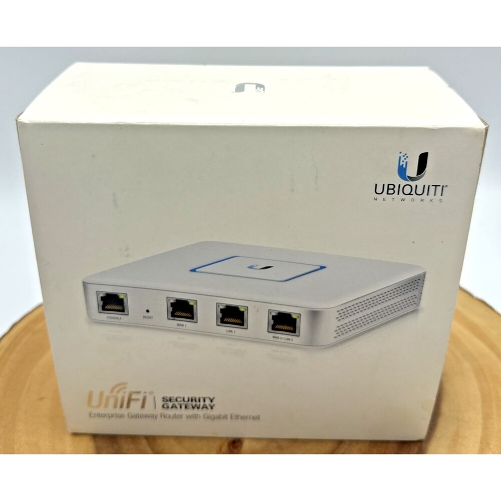 Ubiquiti Networks UniFi Security Gateway USG Router 1000Mbps Gigabit Ethernet